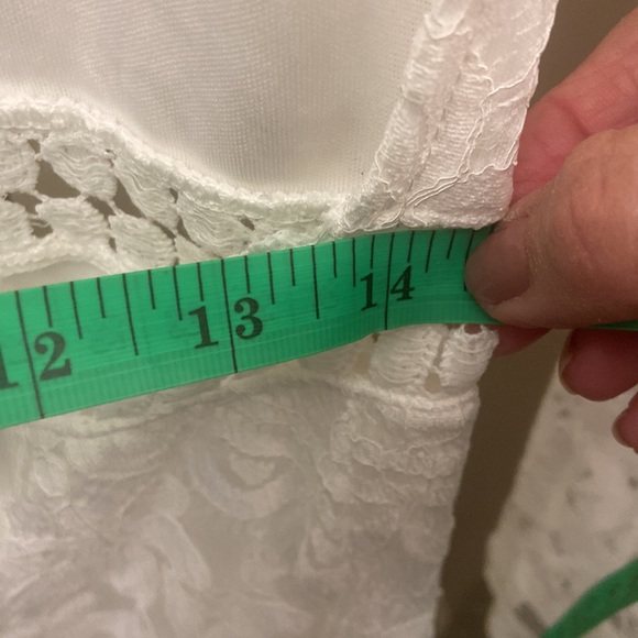 Black Tie Lady THE MEDINDIE DRESS WHITE with open lace boho backless dress - Picture 12 of 13